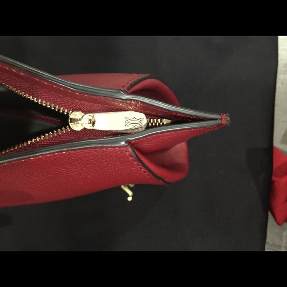 Authentic .Beautiful red with gold  Cartier purse - Picture 6 of 9